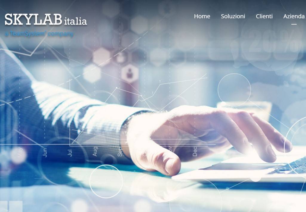 Reengineering of the production process and software development methodologies for Skylab Italia